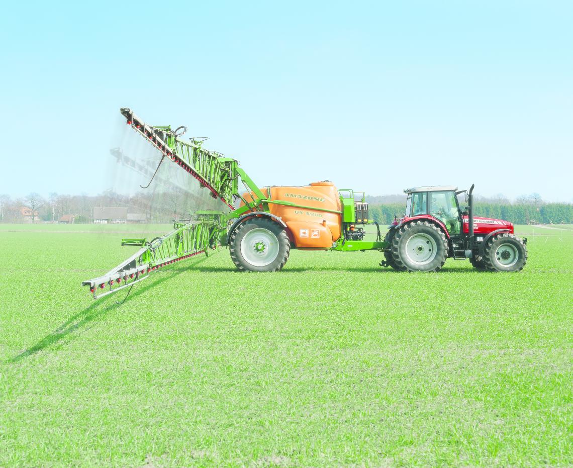 UX5200 06 mit Ausleger