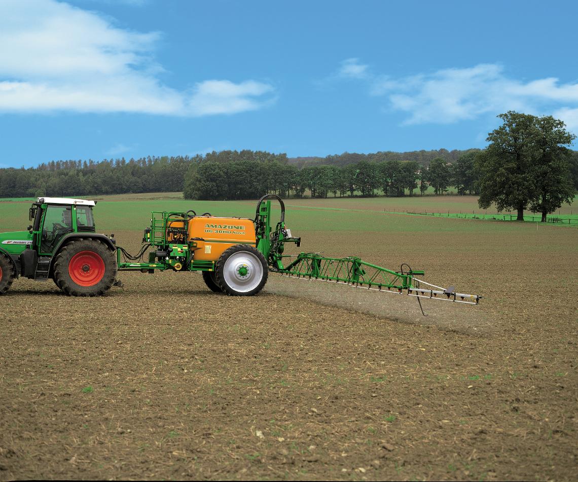 UG 3000 Nova Acker