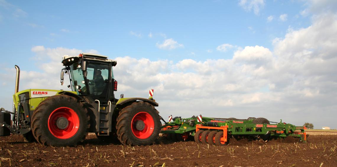 Centaur Claas 7383