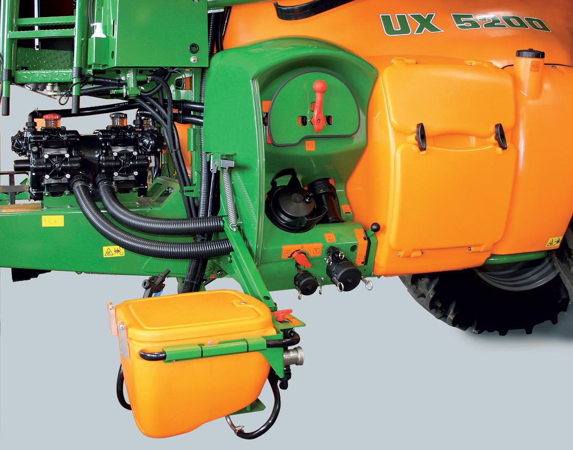 UX 0122