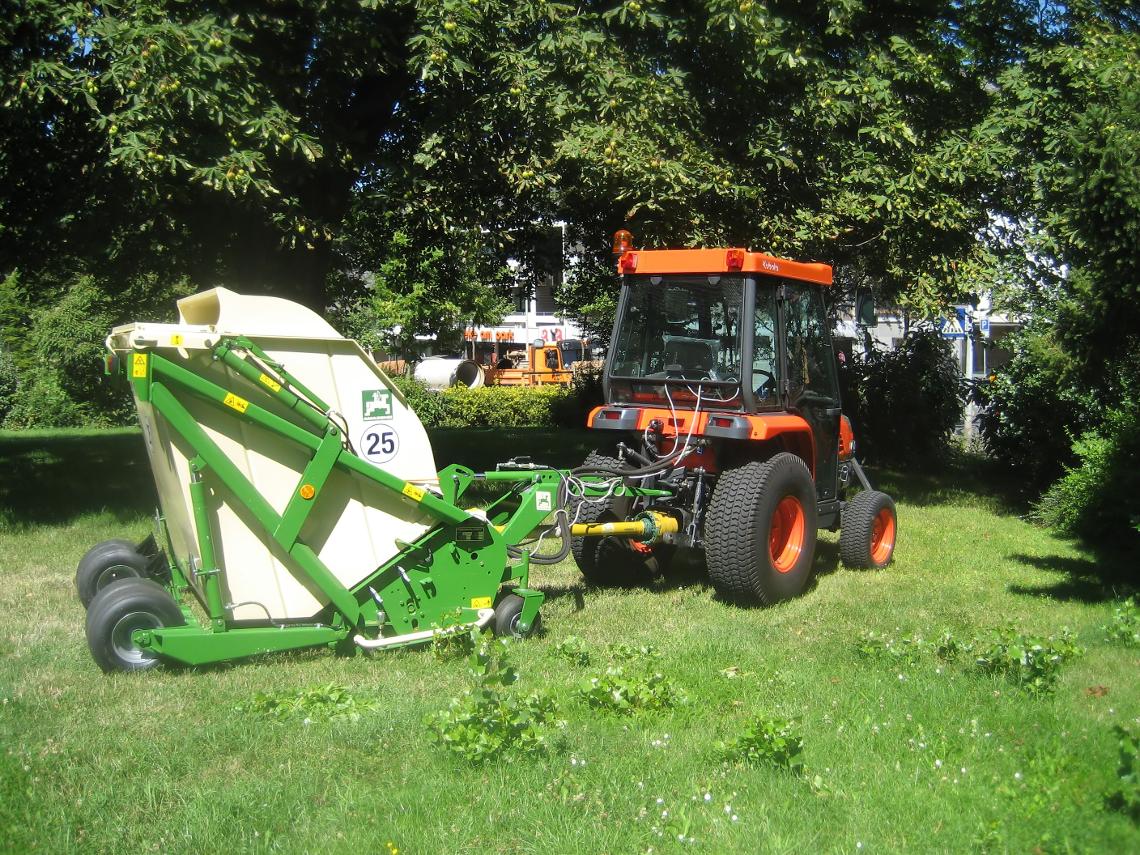 Grasshopper an Kubota IMG 1465