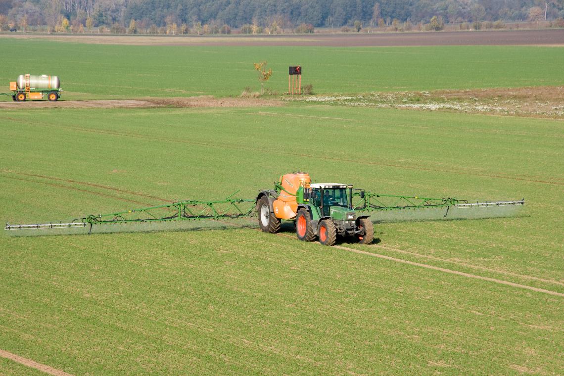 UX Agraruntern Menz D4 127 b