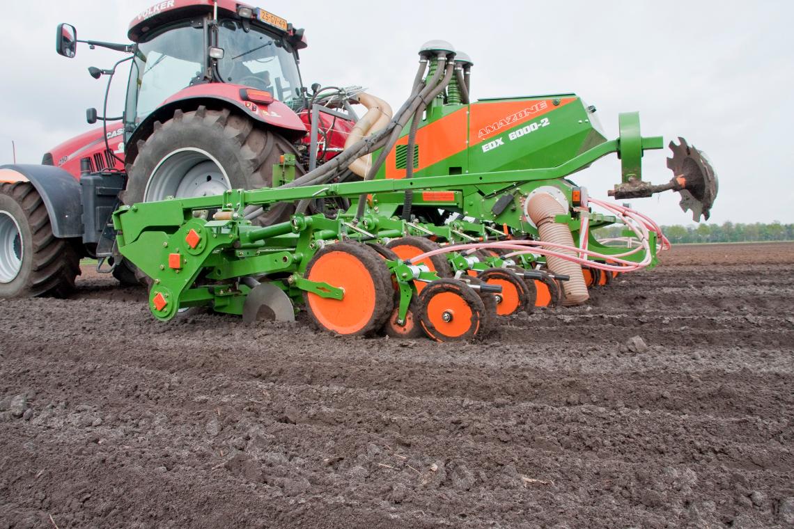 Amazone EDX6000-2 Fronttank D4 7360