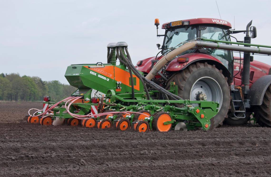 Amazone EDX6000-2 Fronttank D4 7372