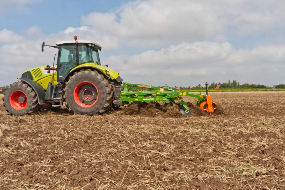 Cenius 3002 Schneidring Claas