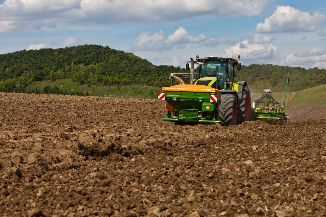 Amazone Avant Claas Axion dx 144680 6