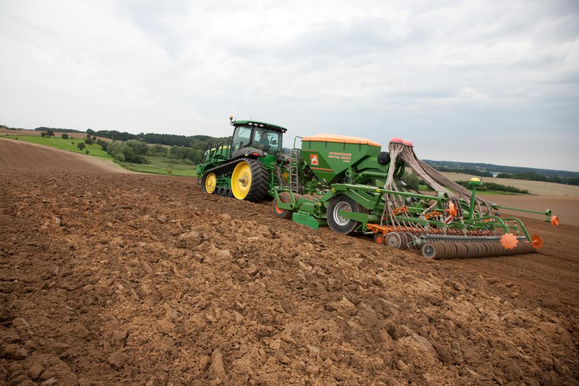 Amazone Cirrus 6001 activ John Deere dx r2b007940