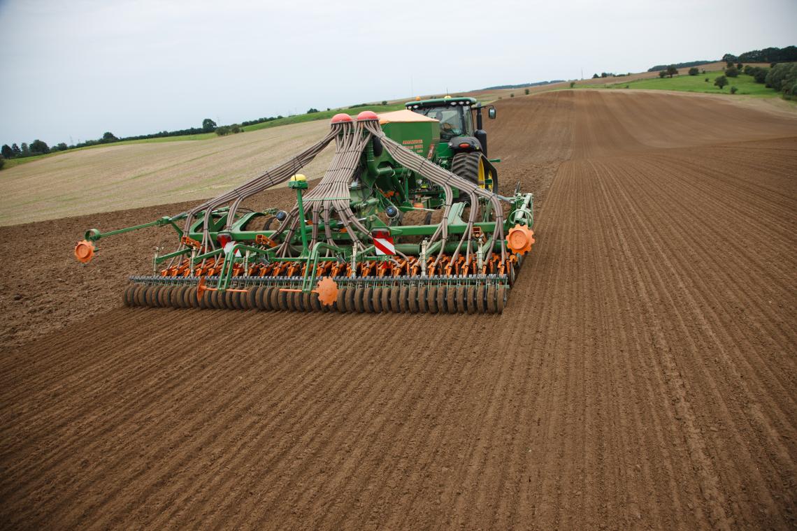 Amazone Cirrus 6001 activ John Deere dx r2b007947