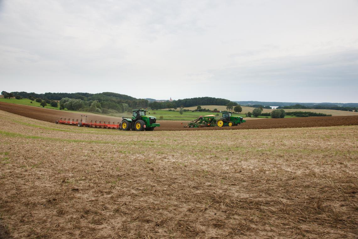 Amazone Cirrus 6001 activ John Deere dx r2b008349