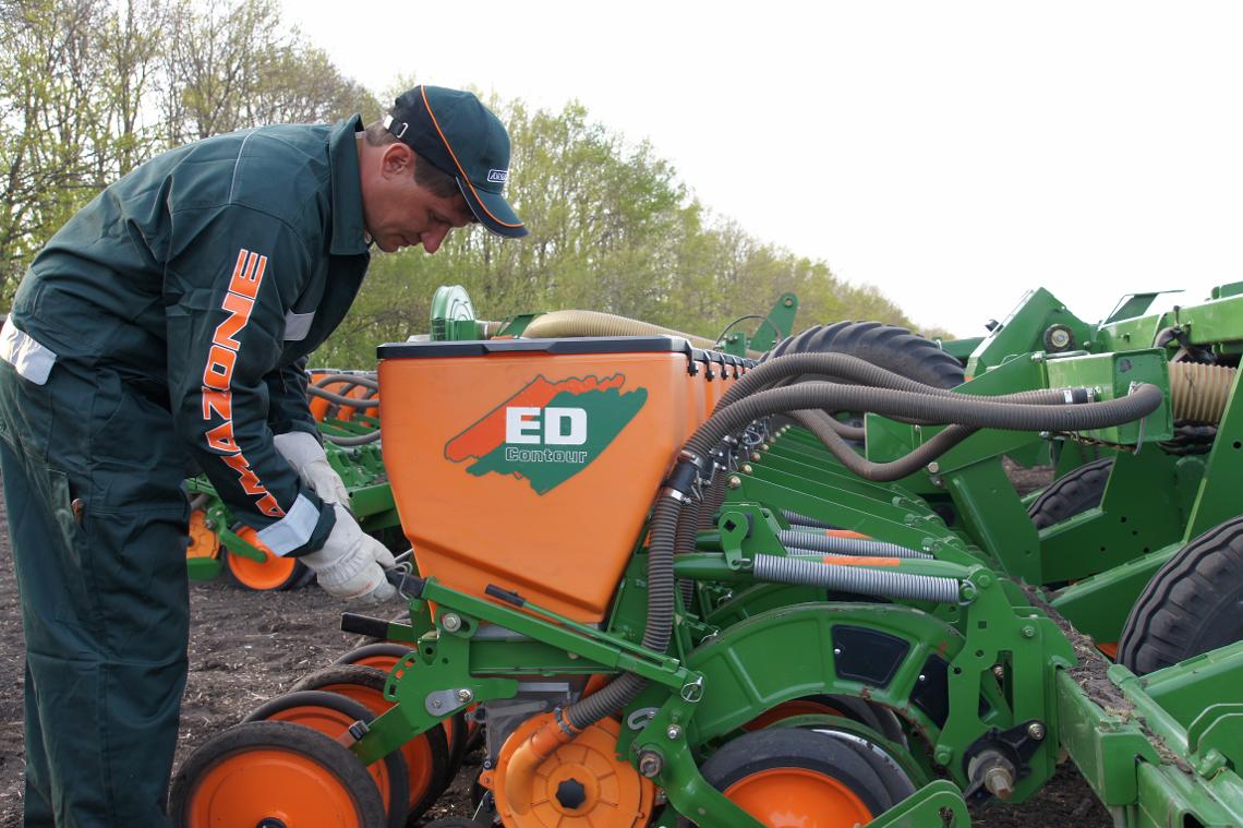 ED12000 Koppel JohnDeere dx sam 06504