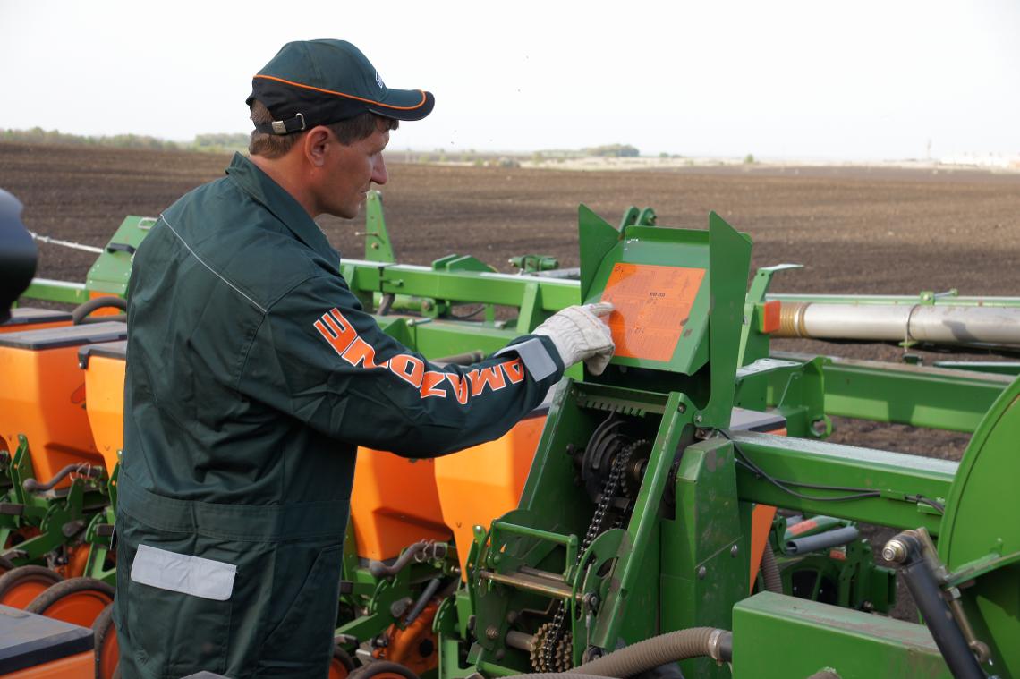 ED12000 Koppel JohnDeere dx sam 06519