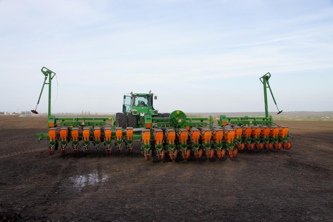 ED12000 Koppel JohnDeere dx sam 06536