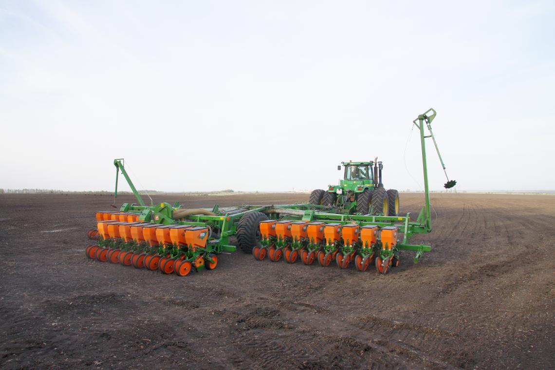 ED12000 Koppel JohnDeere dx sam 06541