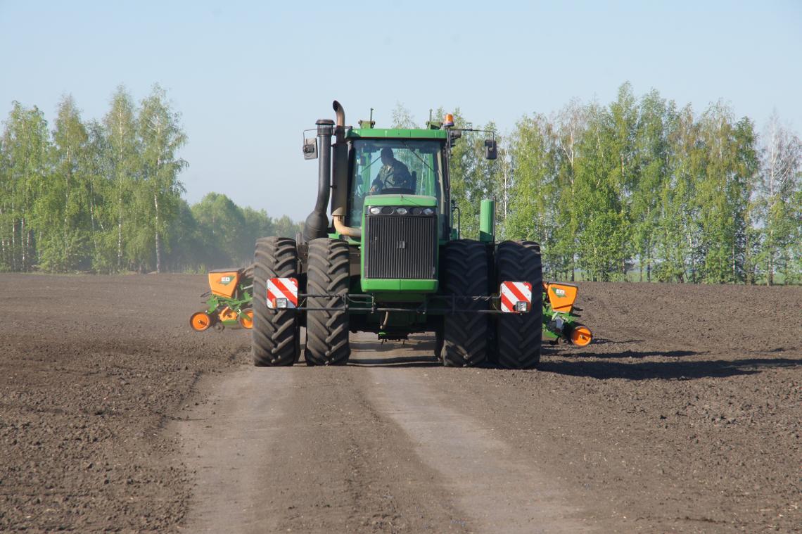 ED12000 Koppel JohnDeere dx sam 06643