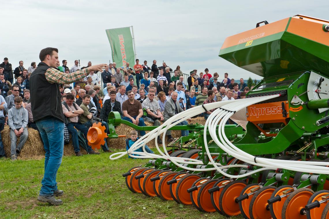 Amatechnica2012 dx pent 8853