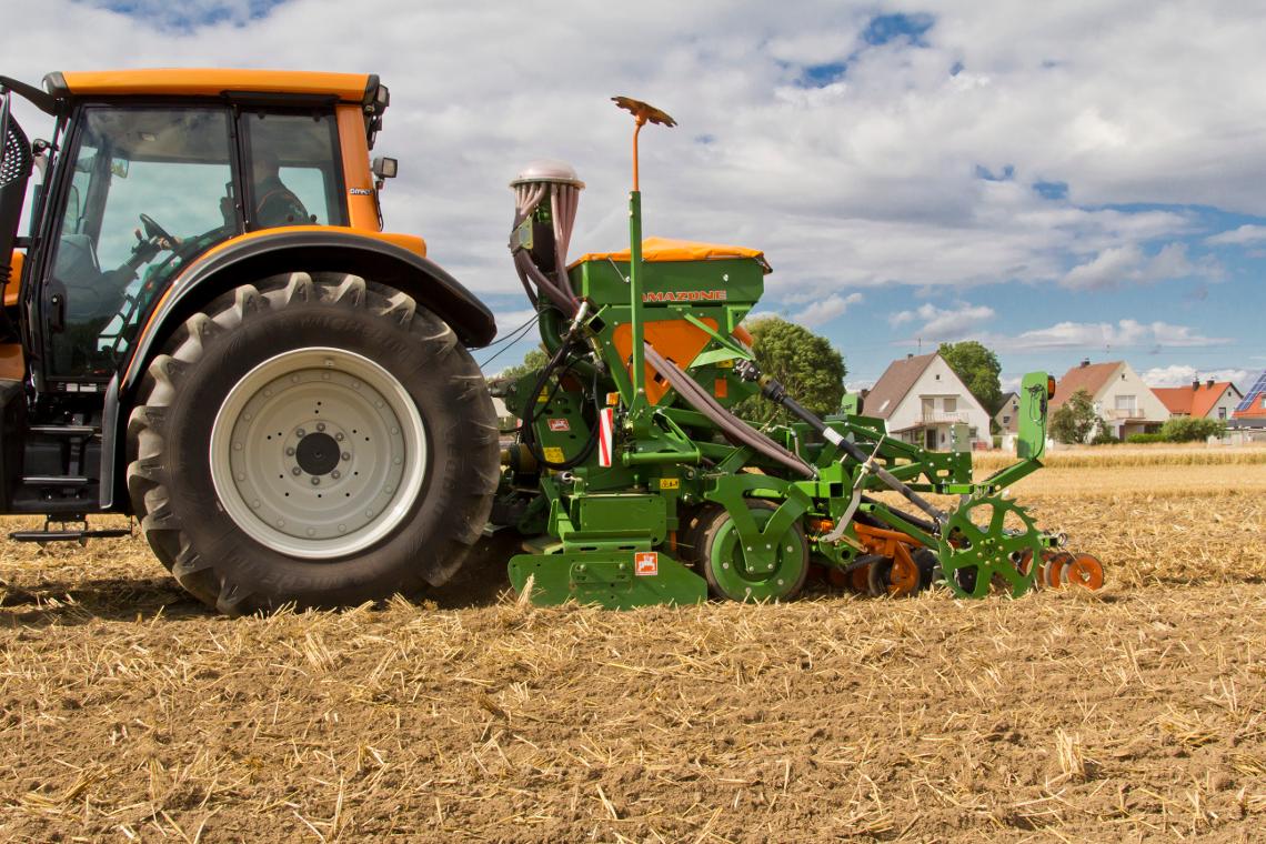 AD-P 303 Special Valtra dx jg 8756