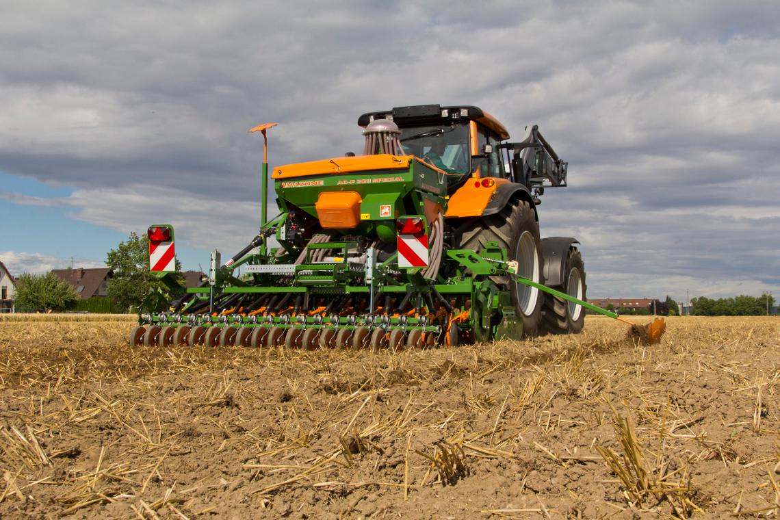 AD-P 303 Special Valtra dx jg 8760