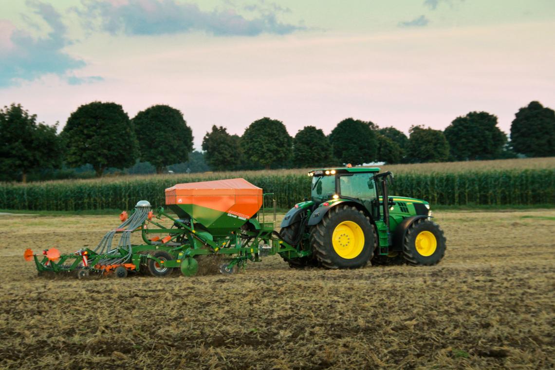 Cirrus 3001 JohnDeere dx jg 0066