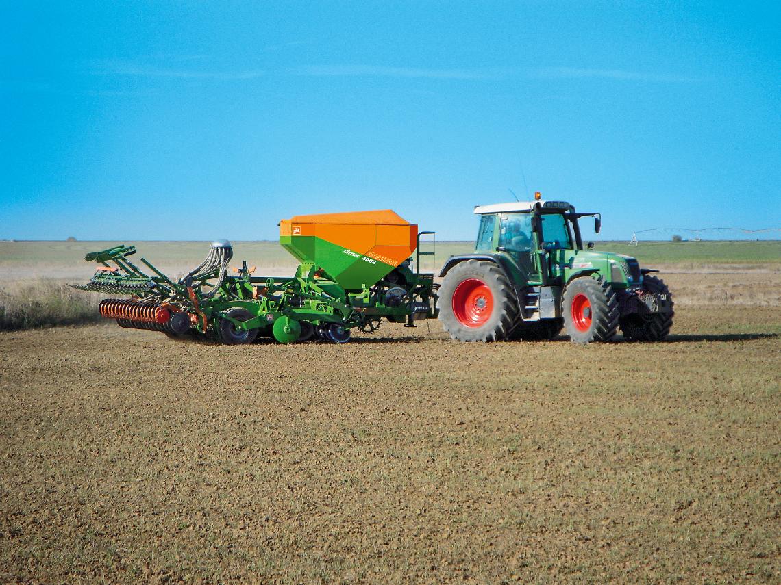 Cirrus-4002 Feld
