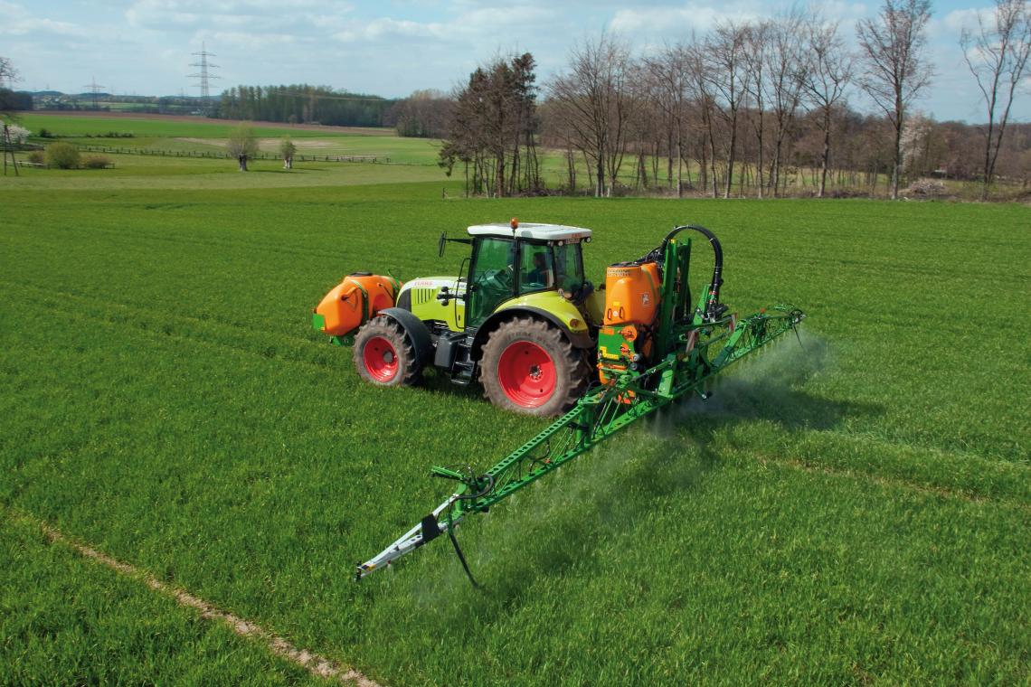 UF1201 Claas Fronttank