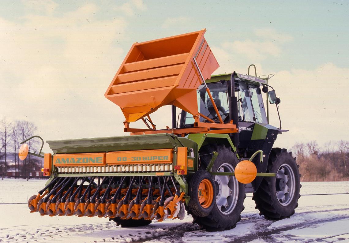Amazone TT Behälter D8 Deutz Intrac 009