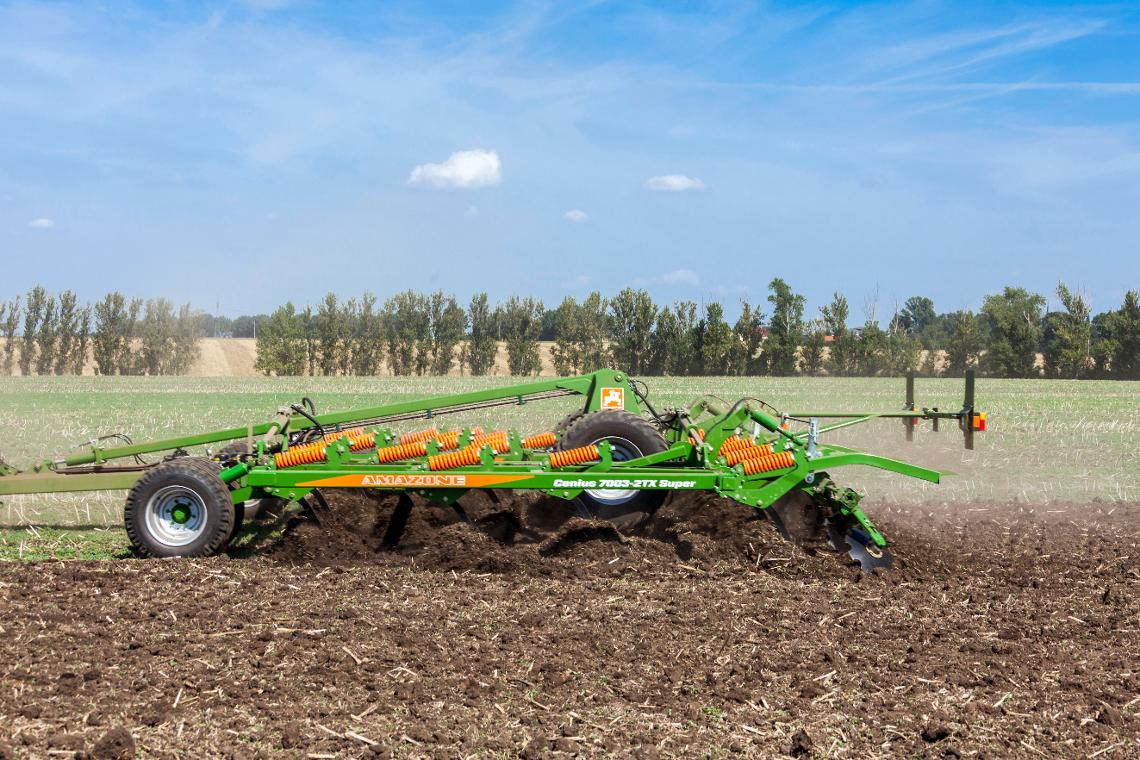 Cenius7003-2TX Super Claas