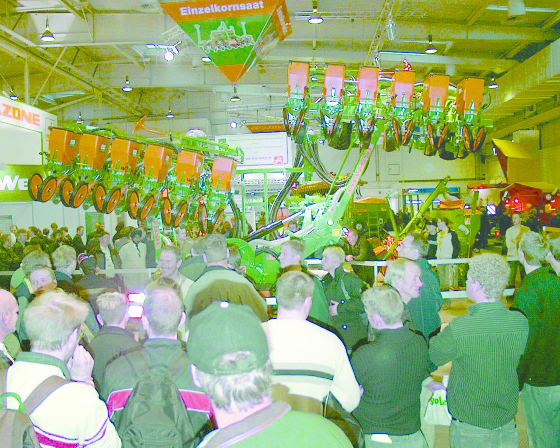 Agritechnika2003-08