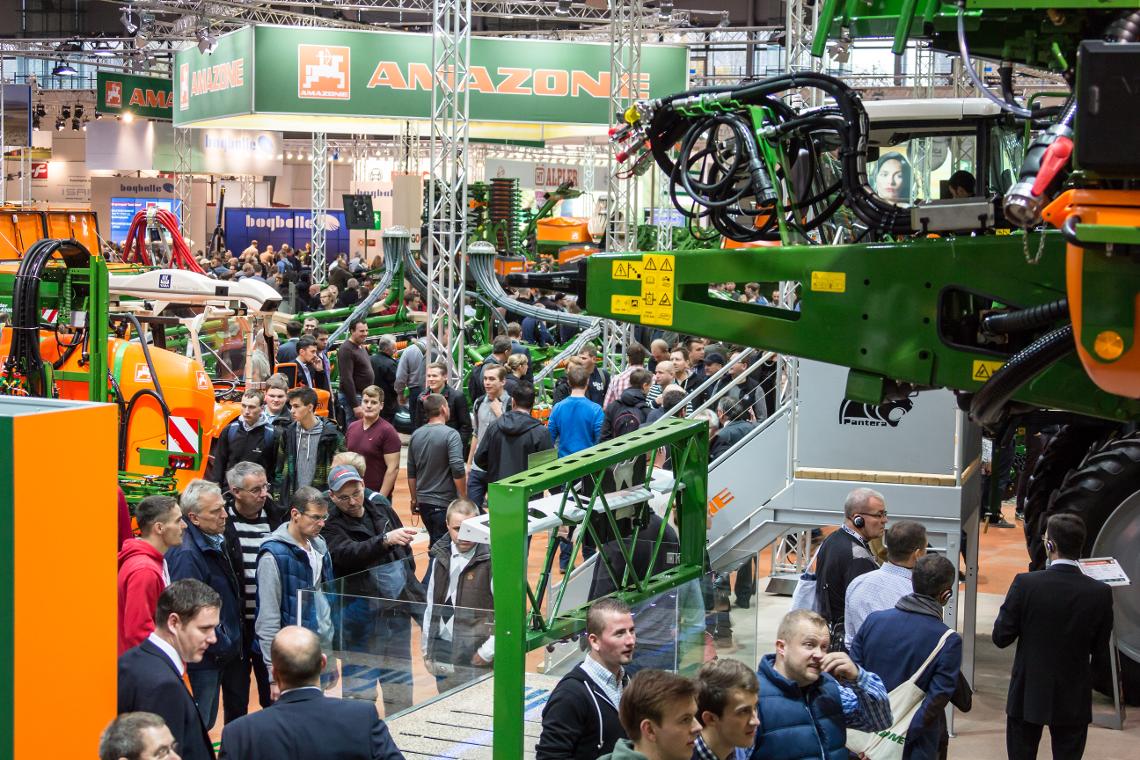 AGT15 Stand
