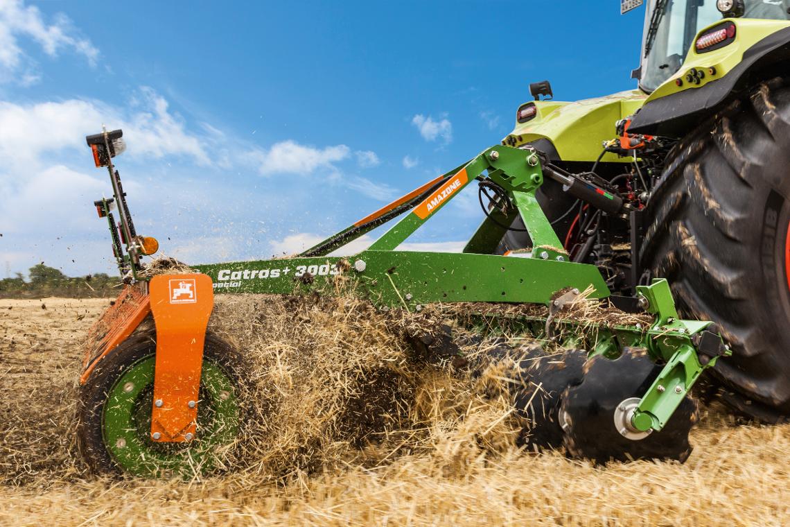Catros-plus-3003-special Claas
