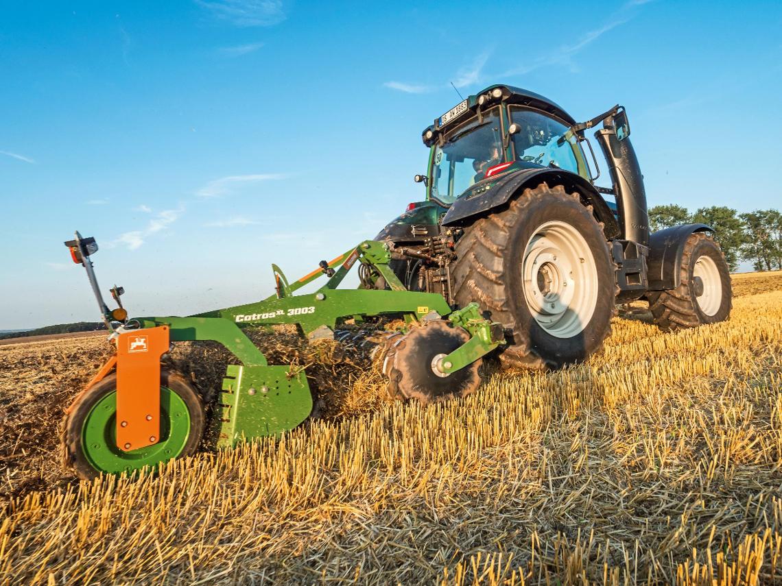 CatrosXL3003 Valtra