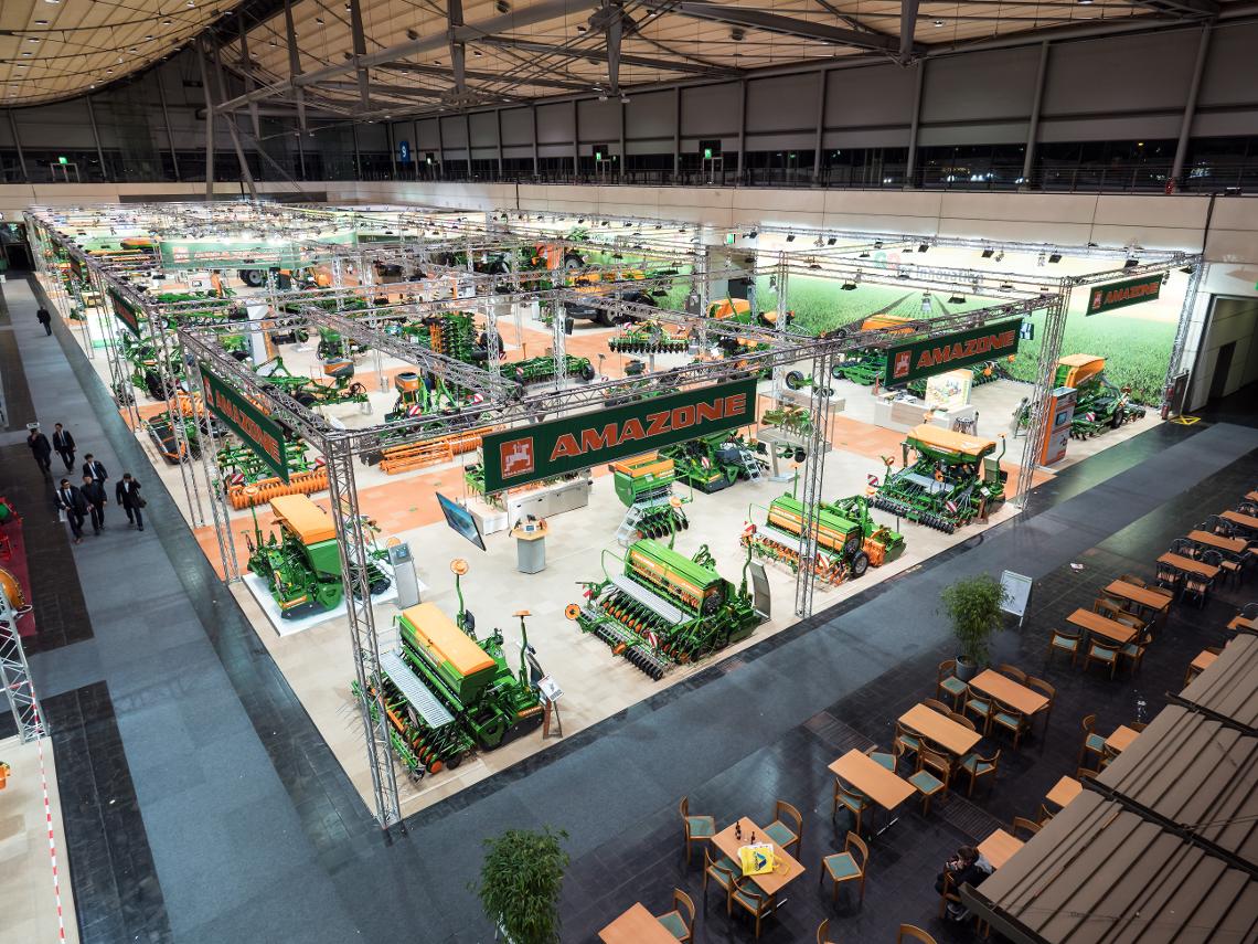 AGT17 Stand
