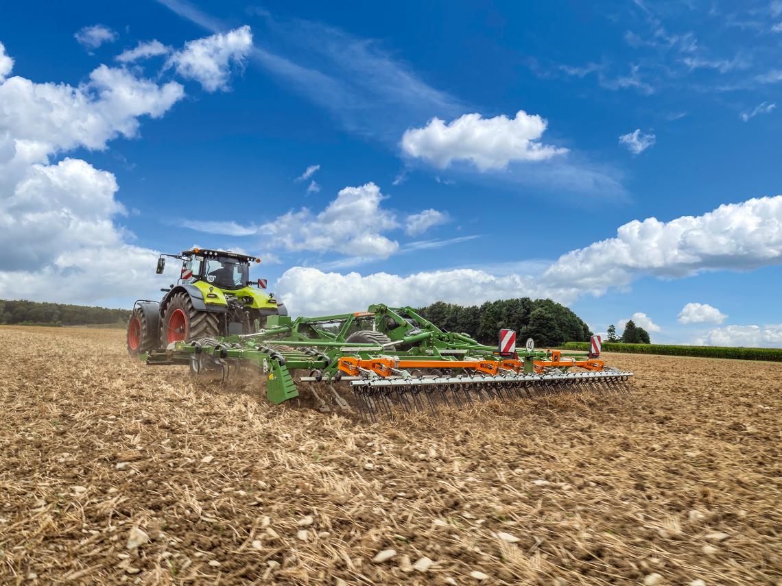 Cobra7000-2TX-Striegel Claas