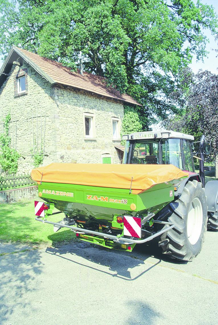 ZA-MmaxiS vor Haus
