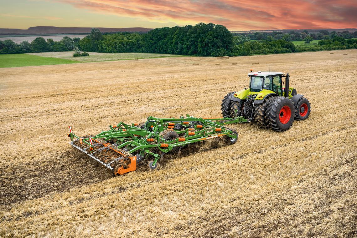 Cenius5003-2TX Claas