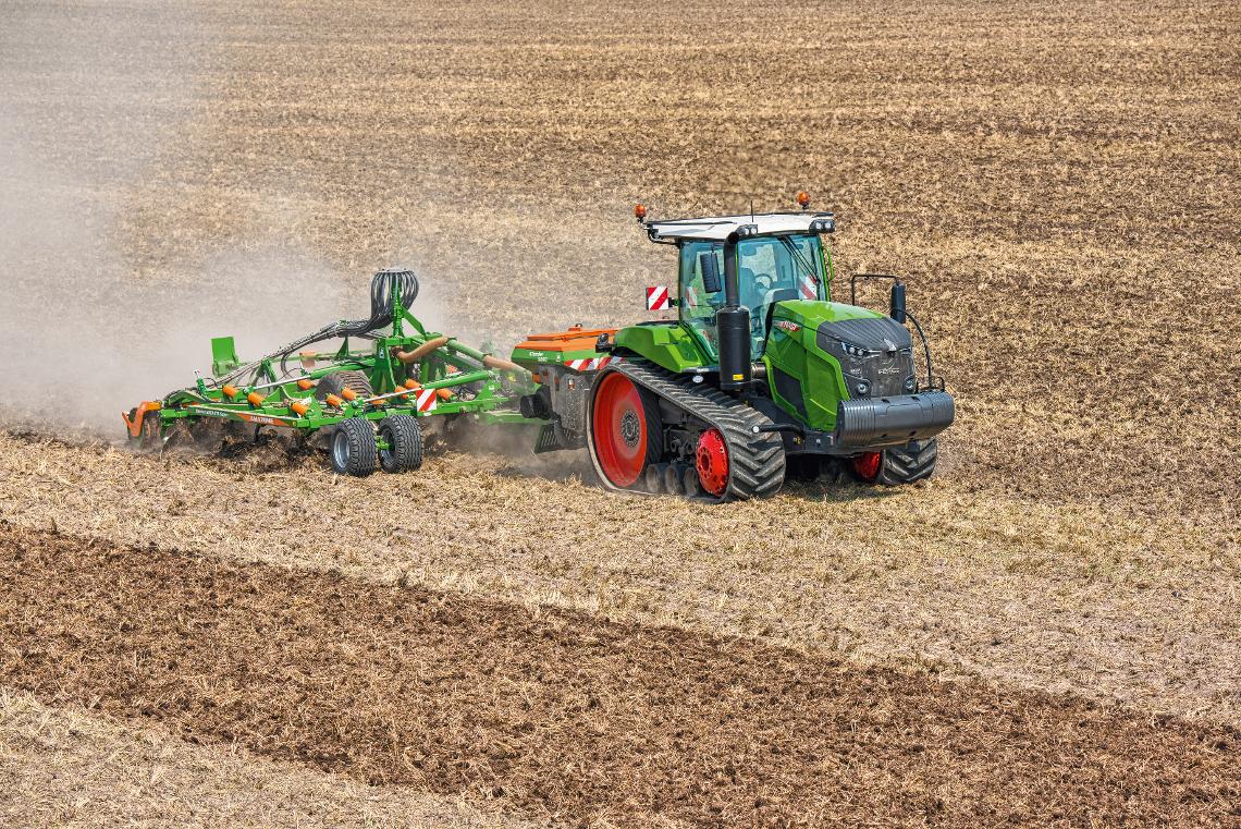 Cenius6003-2TX Super XTender2200 fendt