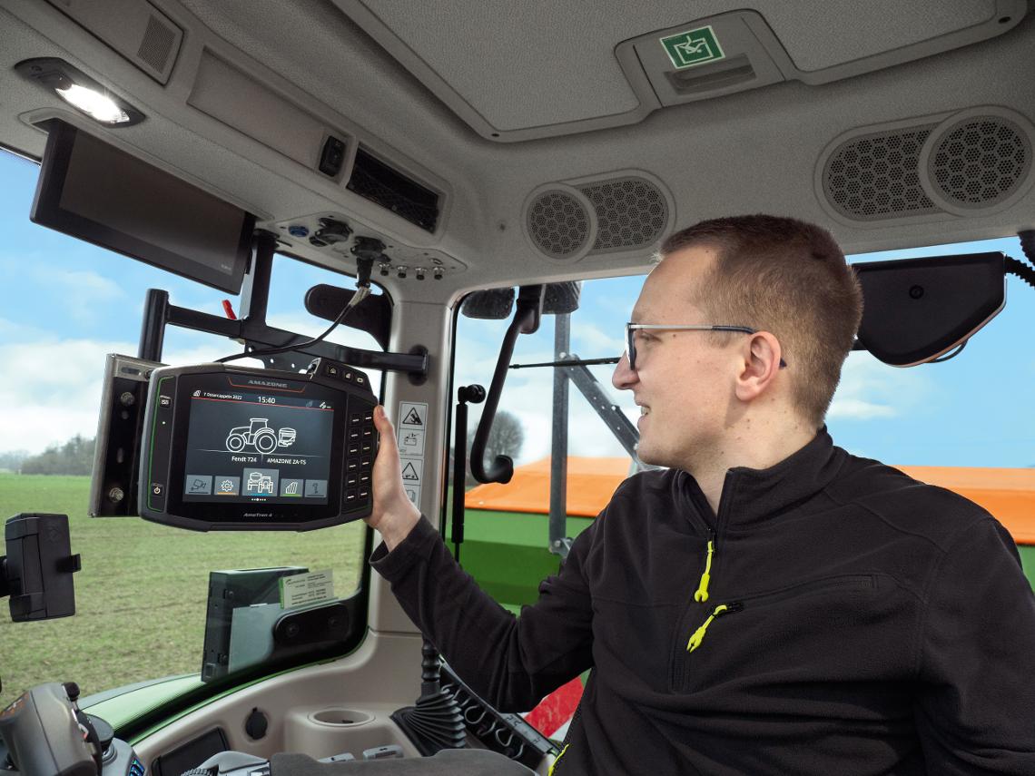 AmaTron4-iPad-Fahrer