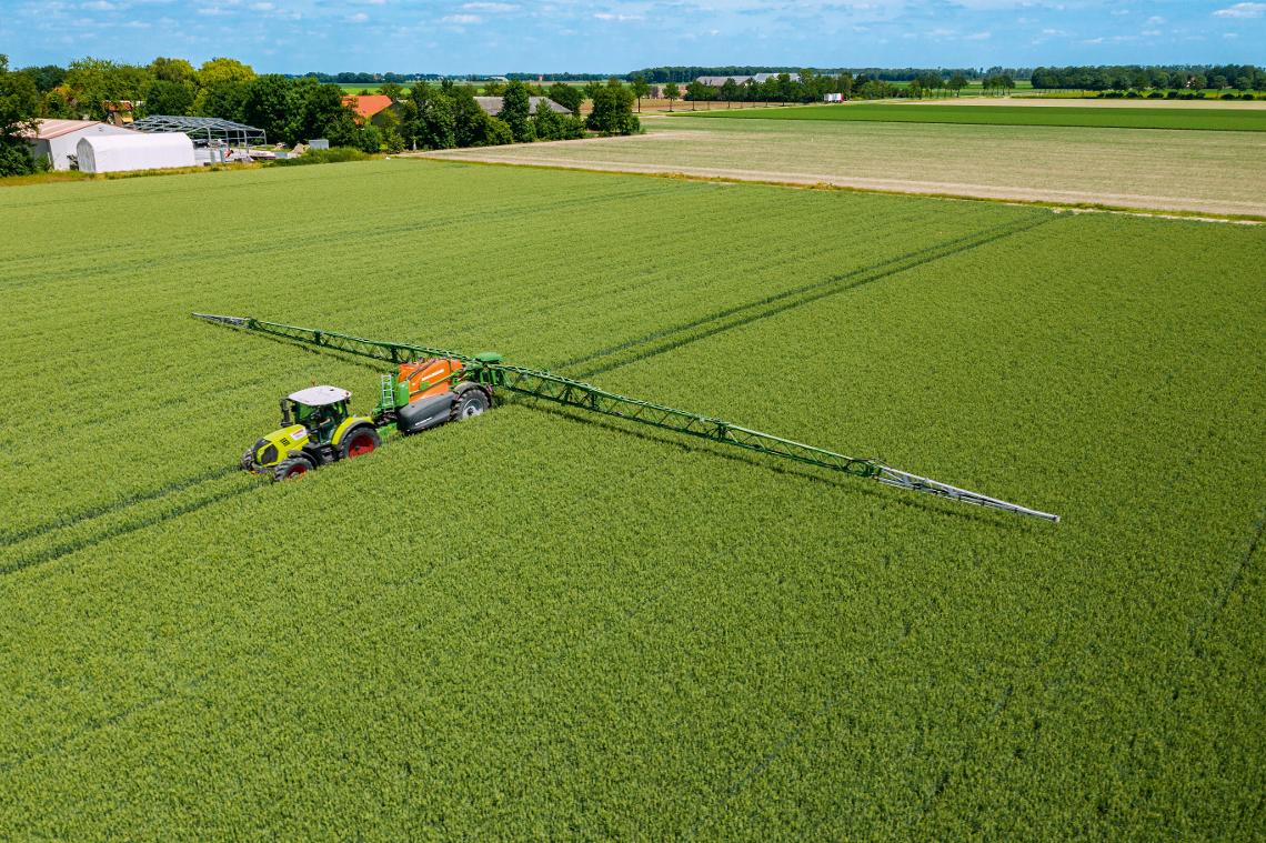 UX5201-48m Claas