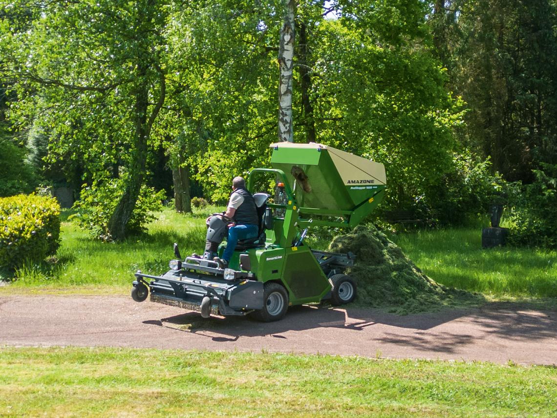 Profihopper1500 Friedhof