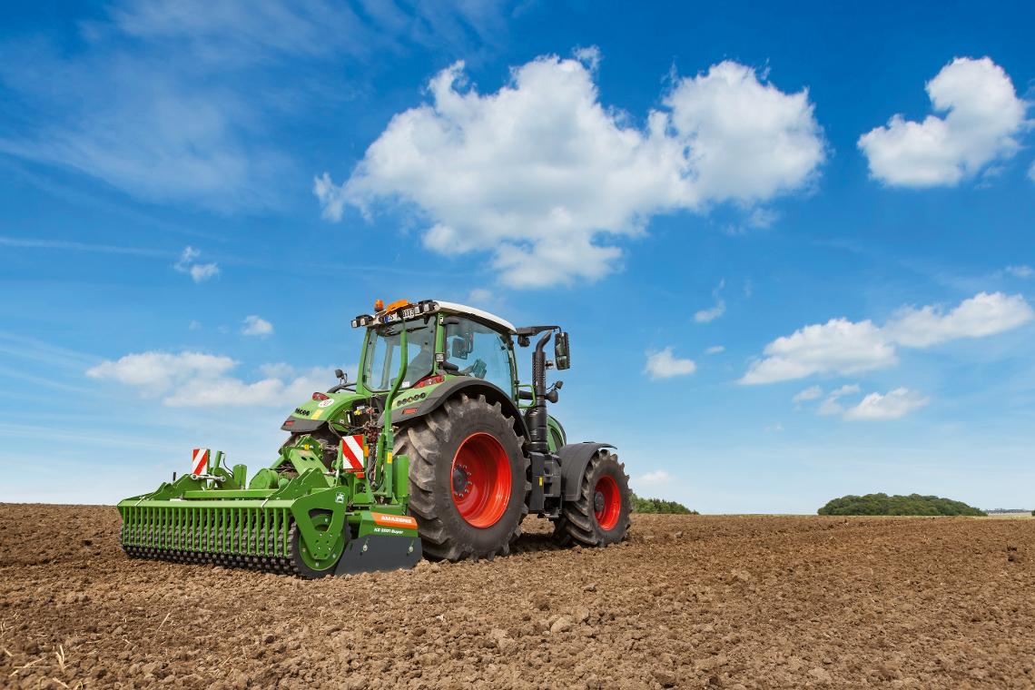 KG3001-Super Fendt