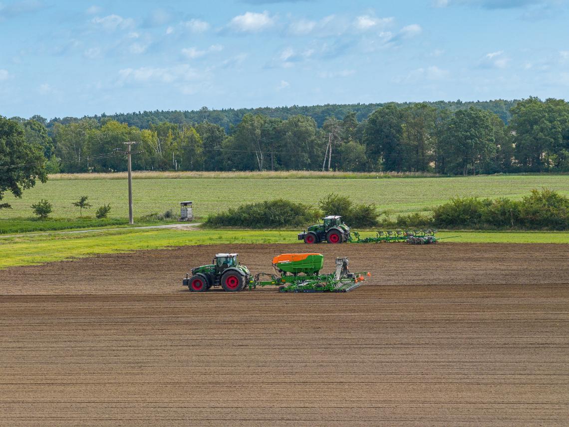Cirrus8004 Tyrok400VS Fendt