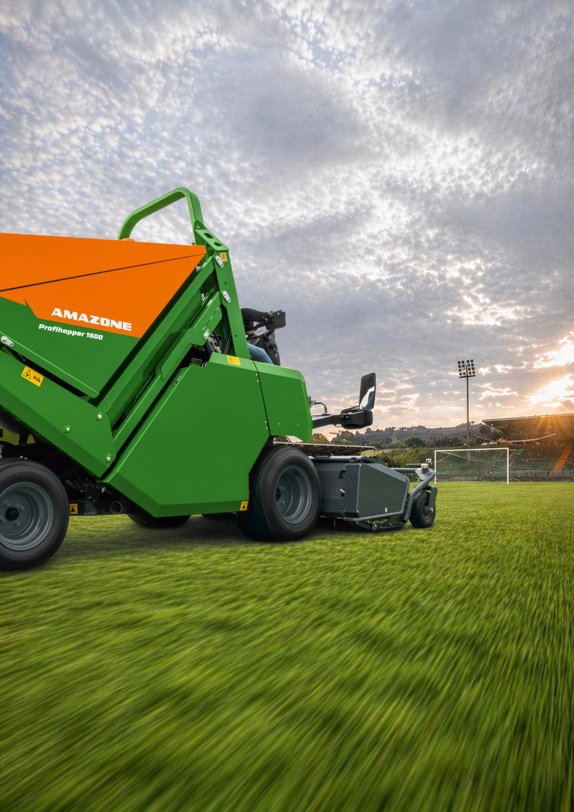 Beileger Kommunaltechnik perfektes Gruen 01 PH