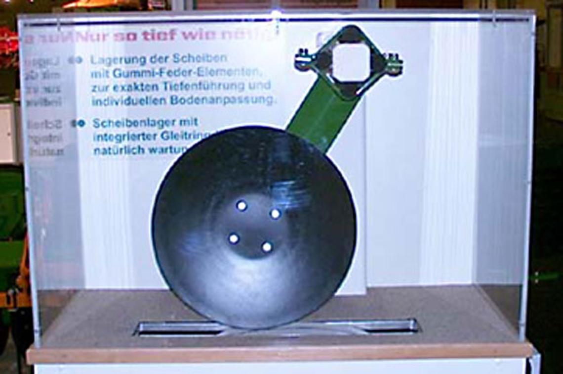 Ausstellungsobjekt Catros